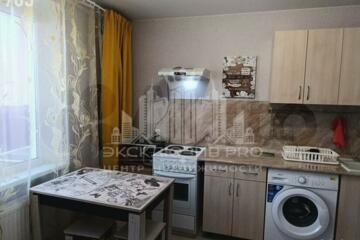 1-к квартира, 30 м², 10/18 эт.