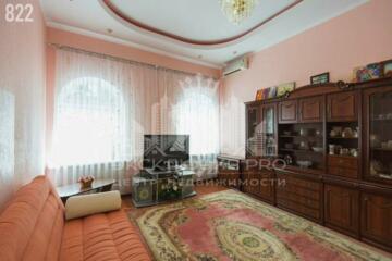 2-к квартира, 53,5 м², 1/4 эт.