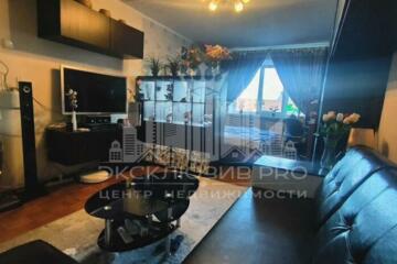 2-к квартира, 52,5 м², 10/10 эт.