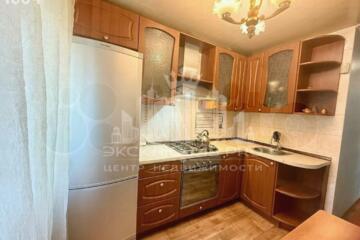2-к квартира, 52 м², 2/9 эт.