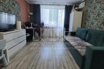 1-к квартира, 40 м², 10/10 эт.