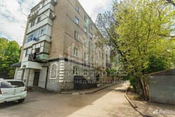 2-к квартира, 42 м², 5/5 эт.