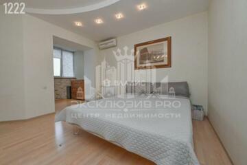 2-к квартира, 76 м², 9/17 эт.