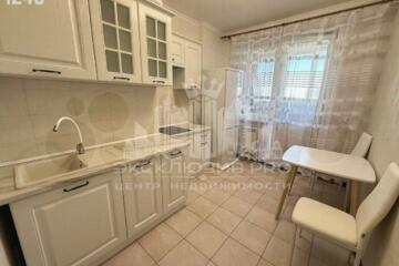 1-к квартира, 43 м², 21/24 эт.