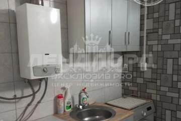 2-к квартира, 42,4 м², 1/5 эт.