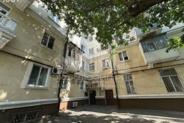 2-к квартира, 60 м², 5/5 эт.