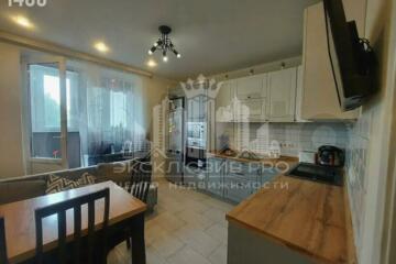 1-к квартира, 46 м², 3/25 эт.
