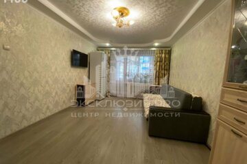 2-к квартира, 53 м², 1/10 эт.