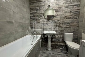 1-к квартира, 44 м², 24/24 эт.