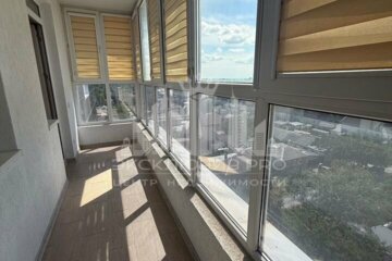 1-к квартира, 40 м², 7/18 эт.