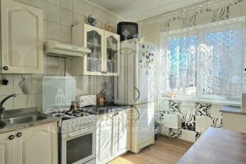 2-к квартира, 52 м², 6/9 эт.