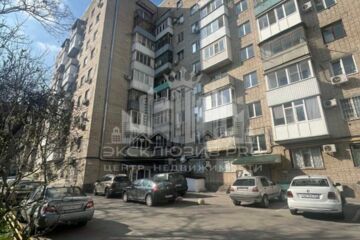 2-к квартира, 51 м², 9/8 эт.
