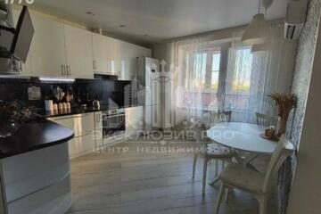 2-к квартира, 44 м², 8/25 эт.