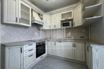 1-к квартира, 38 м², 15/19 эт.