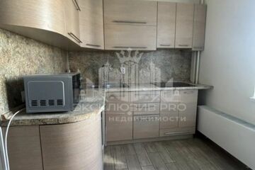 2-к квартира, 58 м², 9/18 эт.