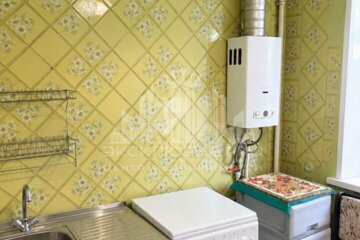 2-к квартира, 44 м², 3/5 эт.