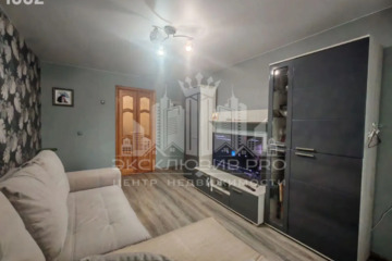 2-к квартира, 43 м², 3/5 эт.