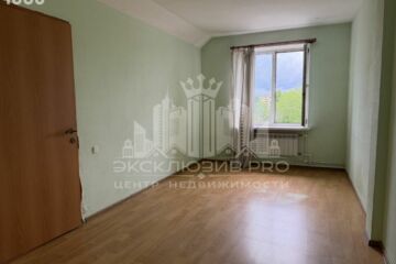 2-к квартира, 61 м², 3/3 эт.