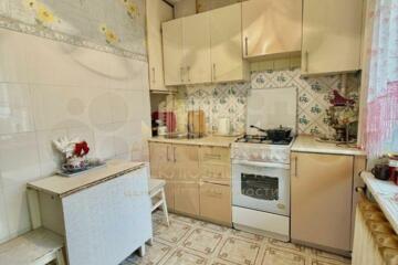 2-к квартира, 56 м², 3/10 эт.