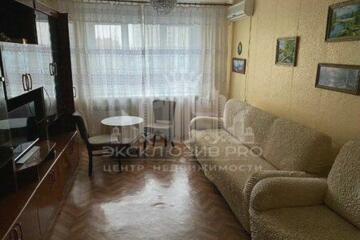 2-к квартира, 52 м², 8/9 эт.